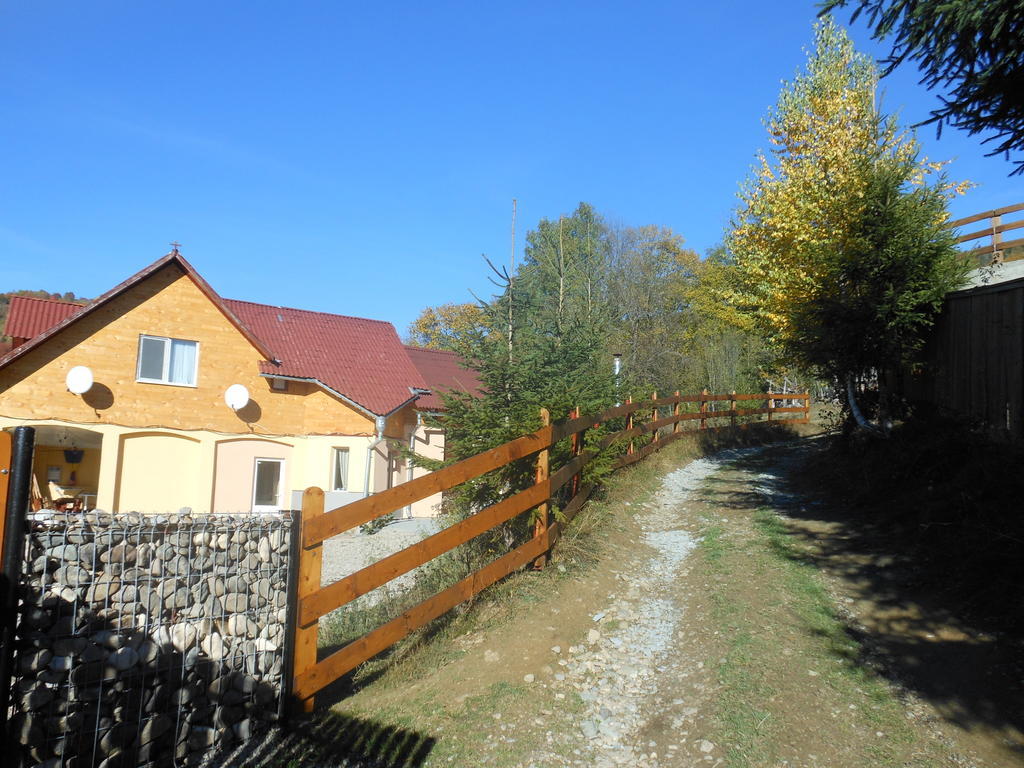 Kings Valley - Sunny Botesti Cimpeni Bagian luar foto
