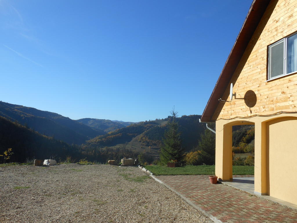 Kings Valley - Sunny Botesti Cimpeni Bagian luar foto
