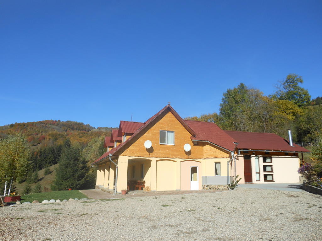 Kings Valley - Sunny Botesti Cimpeni Bagian luar foto